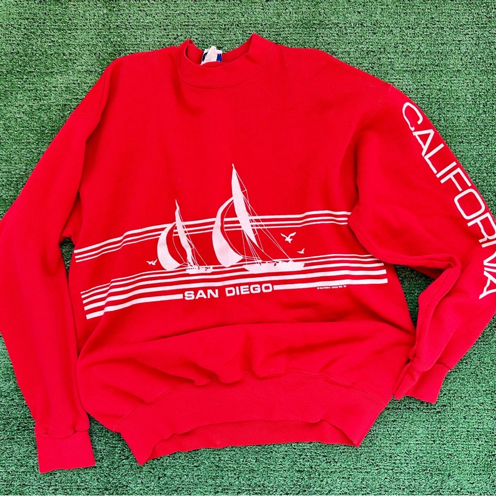 1984
Tultex Large Red San Diego Sweater